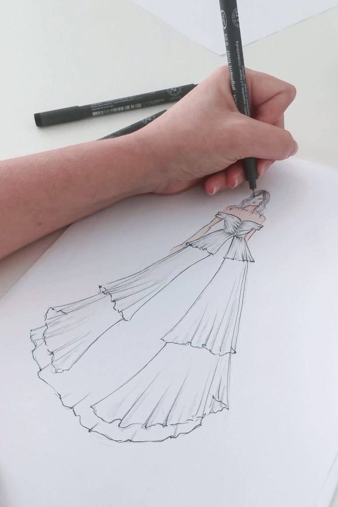 Croquis de création couture dessiné à la main par Camille Barrès